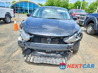 Piąte zdjęcie samochodu w środku: 2017 NISSAN SENTRA SR VIN:3N1AB7AP7HY406932 - miniatura