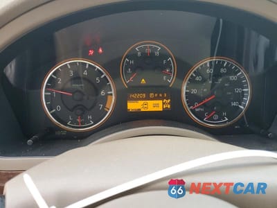 Zdjęcie 9 z 13 samochodu: 2011 NISSAN ARMADA SV VIN:5N1AA0NCXBN610512 - miniatura