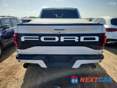 Zdjęcie 6 z 12 samochodu: 2019 FORD F150 RAPTOR VIN:1FTFW1RGXKFA76159 - miniatura