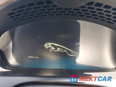 Zdjęcie 9 z 12 samochodu: 2011 JAGUAR XJL VIN:SAJWA2GB1BLV21337 - miniatura