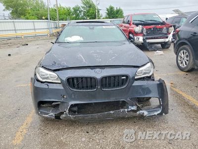 Piąte zdjęcie samochodu w środku: 2016 BMW M5 VIN:WBSFV9C55GG343520 - miniatura