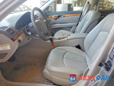 Zdjęcie 7 z 12 samochodu: 2005 MERCEDES-BENZ E 500 4MATIC VIN:WDBUH83J95X169671 - miniatura