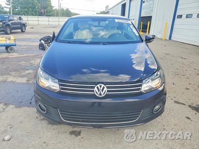 Piąte zdjęcie samochodu w środku: 2015 VOLKSWAGEN EOS KOMFORT VIN:WVWBW8AH3FV004890 - miniatura
