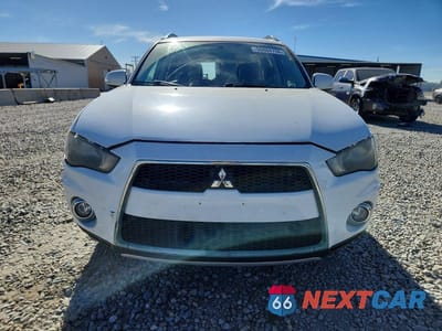 Piąte zdjęcie samochodu w środku: 2012 MITSUBISHI OUTLANDER SE VIN:JA4AS3AW7CU001155 - miniatura