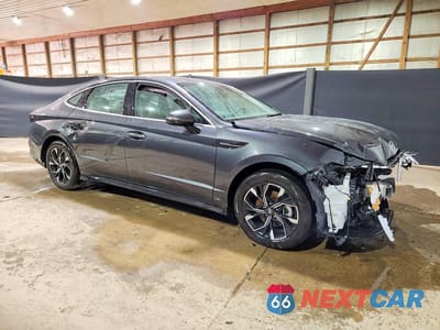 Czwarte zdjęcie samochodu z boku: 2025 HYUNDAI SONATA SEL VIN:KMHL64JA5SA500383 - miniatura