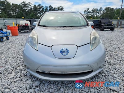 Piąte zdjęcie samochodu w środku: 2015 NISSAN LEAF S VIN:1N4AZ0CP7FC325731 - miniatura