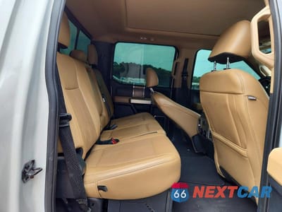 Zdjęcie 11 z 13 samochodu: 2022 FORD F350 SUPER DUTY VIN:1FT8W3DT4NEF51971 - miniatura