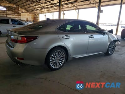 Trzecie zdjęcie samochodu z tyłu: 2016 LEXUS ES 350 VIN:58ABK1GG9GU022954 - miniatura