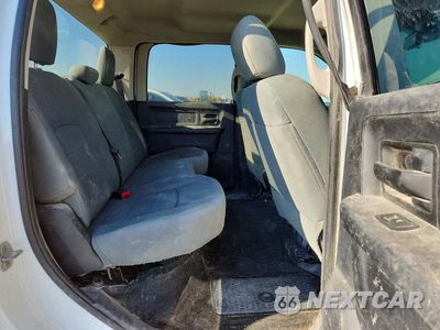 Zdjęcie 10 z 12 samochodu: 2014 RAM 2500 ST VIN:3C6TR5HT2EG188271 - miniatura