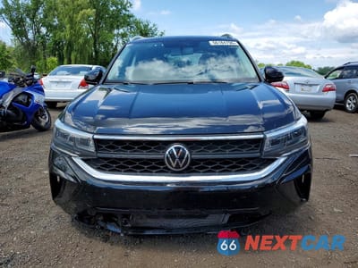 Piąte zdjęcie samochodu w środku: 2022 VOLKSWAGEN TAOS SE VIN:3VVTX7B22NM060576 - miniatura