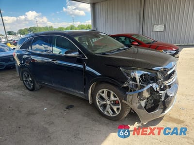 Czwarte zdjęcie samochodu z boku: 2017 KIA SORENTO SX V6 VIN:5XYPKDA56HG247636 - miniatura