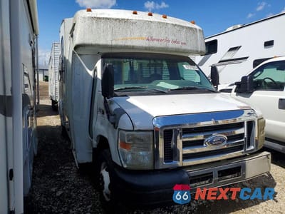 2010 FORD ECONOLINE E450 SUPER DUTY CUTAWAY VAN 1FDFE4FS3ADA68925 - główne zdjęcie licytacji z USA - miniatura