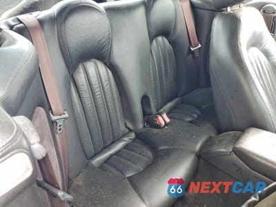 Zdjęcie 10 z 12 samochodu: 2003 JAGUAR XK8 VIN:SAJDA42C632A33563 - miniatura