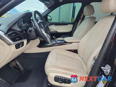 Zdjęcie 7 z 12 samochodu: 2017 BMW X5 XDRIVE35I VIN:5UXKR0C38H0V82721 - miniatura