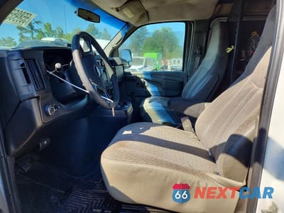 Zdjęcie 7 z 12 samochodu: 2011 CHEVROLET EXPRESS G2500 VIN:1GCWGFCA1B1116916 - miniatura