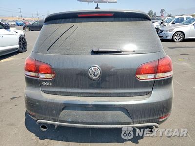 Zdjęcie 6 z 12 samochodu: 2014 VOLKSWAGEN GTI VIN:WVWHD7AJ3EW008444 - miniatura