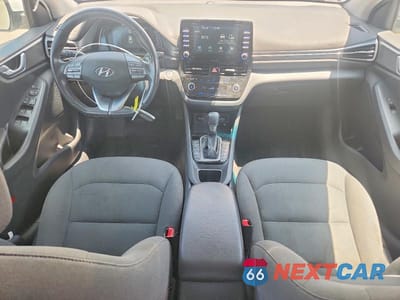 Zdjęcie 8 z 12 samochodu: 2020 HYUNDAI IONIQ SEL VIN:KMHC85LC5LU239951 - miniatura