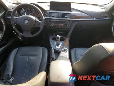 Zdjęcie 8 z 12 samochodu: 2013 BMW 328 XI SULEV VIN:WBA3B5G5XDNS02873 - miniatura