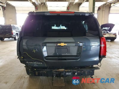 Zdjęcie 6 z 14 samochodu: 2019 CHEVROLET SUBURBAN K1500 LT VIN:1GNSKHKC7KR363829 - miniatura
