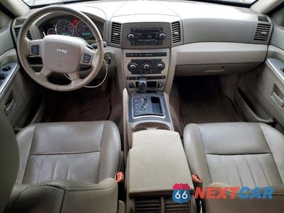 Zdjęcie 8 z 12 samochodu: 2007 JEEP GRAND CHEROKEE LAREDO VIN:1J8GR48KX7C606148 - miniatura