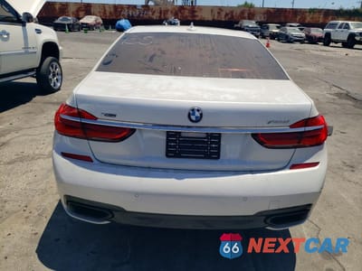 Zdjęcie 6 z 12 samochodu: 2017 BMW 750 XI VIN:WBA7F2C53HG421761 - miniatura