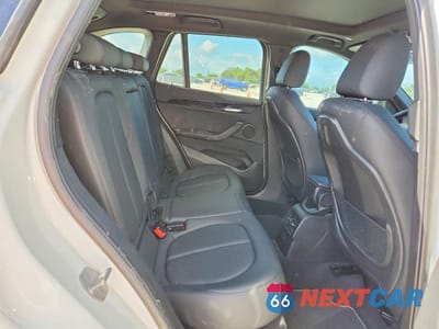 Zdjęcie 10 z 13 samochodu: 2021 BMW X1 SDRIVE28I VIN:WBXJG7C01M5S08629 - miniatura