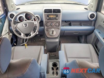 Zdjęcie 8 z 13 samochodu: 2004 HONDA ELEMENT EX VIN:5J6YH27554L031400 - miniatura