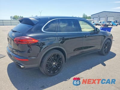 Trzecie zdjęcie samochodu z tyłu: 2016 PORSCHE CAYENNE VIN:WP1AA2A23GLA03575 - miniatura