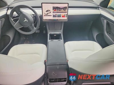 Zdjęcie 8 z 12 samochodu: 2023 TESLA MODEL Y VIN:7SAYGDEE7PF817233 - miniatura