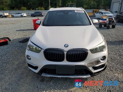Piąte zdjęcie samochodu w środku: 2019 BMW X1 XDRIVE28I VIN:WBXHT3C54K3H35834 - miniatura