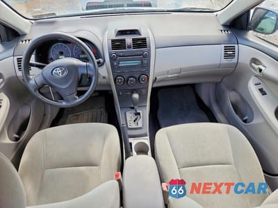 Zdjęcie 8 z 12 samochodu: 2013 TOYOTA COROLLA L VIN:2T1BU4EE2DC960781 - miniatura