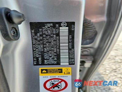 Zdjęcie 12 z 12 samochodu: 2016 TOYOTA CAMRY XLE VIN:4T4BF1FK3GR584596 - miniatura