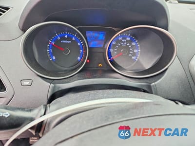 Zdjęcie 9 z 13 samochodu: 2010 HYUNDAI TUCSON LIMITED VIN:KM8JUCAC7AU023249 - miniatura