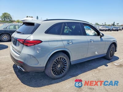 Trzecie zdjęcie samochodu z tyłu: 2026 MERCEDES-BENZ GLC 300 VIN:W1NKM4GB2TU106029 - miniatura