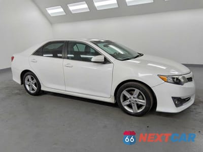 Czwarte zdjęcie samochodu z boku: 2013 TOYOTA CAMRY SE VIN:4T1BF1FK6DU245448 - miniatura