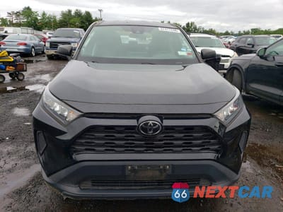 Piąte zdjęcie samochodu w środku: 2019 TOYOTA RAV4 LE VIN:2T3F1RFV3KC038367 - miniatura