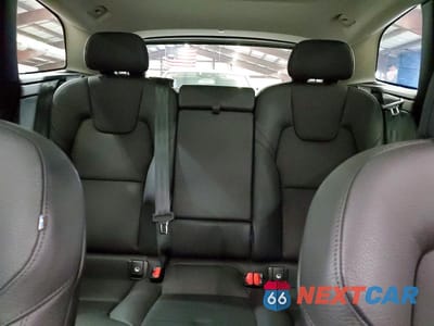 Zdjęcie 10 z 14 samochodu: 2022 VOLVO XC60 B5 MOMENTUM VIN:YV4L12RK3N1091502 - miniatura