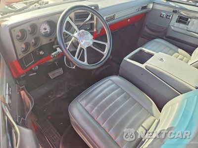 Zdjęcie 8 z 12 samochodu: 1986 CHEVROLET C10 VIN:1GCDC14H3GF382983 - miniatura