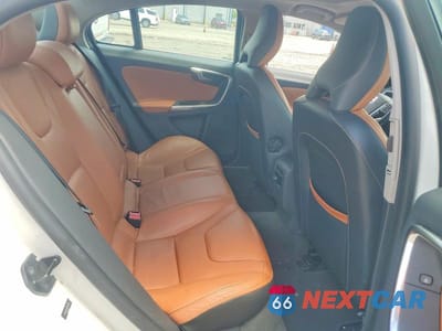 Zdjęcie 10 z 12 samochodu: 2013 VOLVO S60 T5 VIN:YV1612FS2D2183496 - miniatura