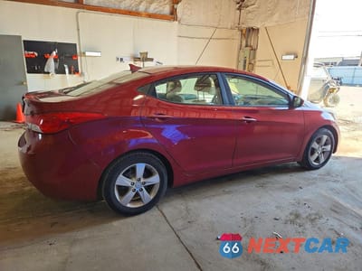 Trzecie zdjęcie samochodu z tyłu: 2011 HYUNDAI ELANTRA GLS VIN:KMHDH4AE6BU107573 - miniatura