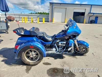 2018 HARLEY-DAVIDSON TRI GLIDE ULTRA 1HD1MDD19JB854220 - główne zdjęcie licytacji z USA - miniatura