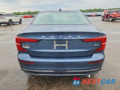 Zdjęcie 6 z 12 samochodu: 2024 VOLVO S60 CORE VIN:7JRL12FK0RG312050 - miniatura