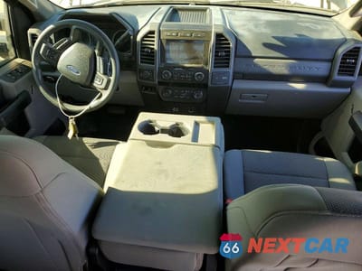 Zdjęcie 8 z 13 samochodu: 2019 FORD F250 SUPER DUTY VIN:1FT7W2BT1KEG24265 - miniatura