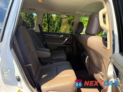 Zdjęcie 9 z 15 samochodu: 2018 LEXUS GX 460 VIN:JTJBM7FX8J5186981 - miniatura