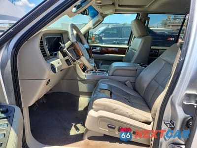Zdjęcie 7 z 13 samochodu: 2013 LINCOLN NAVIGATOR VIN:5LMJJ2H51DEL06901 - miniatura