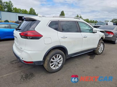 Trzecie zdjęcie samochodu z tyłu: 2017 NISSAN ROGUE SV VIN:KNMAT2MTXHP548294 - miniatura