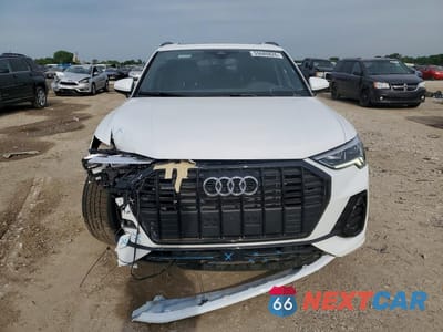 Piąte zdjęcie samochodu w środku: 2025 AUDI Q3 PREMIUM S LINE 45 VIN:WA1DECF34S1034794 - miniatura