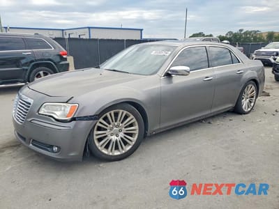 2011 CHRYSLER 300 LIMITED 2C3CA5CG3BH585675 - główne zdjęcie licytacji z USA - miniatura