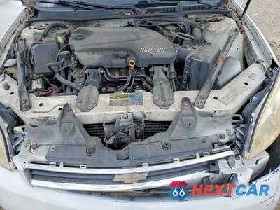 Zdjęcie 11 z 12 samochodu: 2010 CHEVROLET IMPALA LT VIN:2G1WB5EK3A1220548 - miniatura