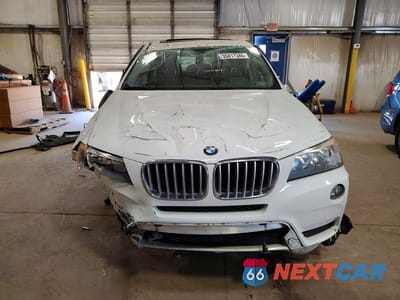 Piąte zdjęcie samochodu w środku: 2013 BMW X3 XDRIVE28I VIN:5UXWX9C58D0A25558 - miniatura